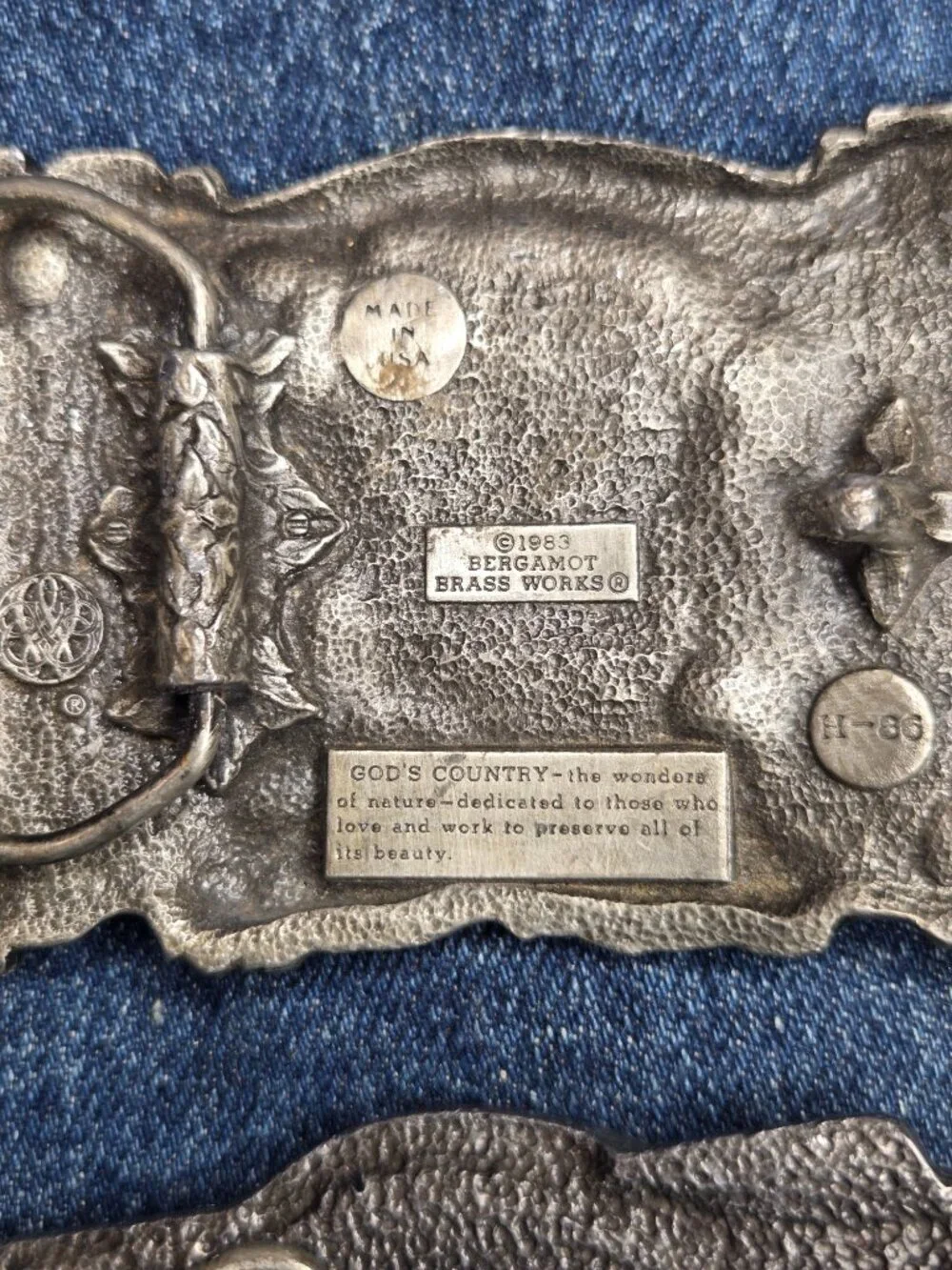 Lot of 2 - 1980s Bergamot Vintage God's Country & Washington Enamel Belt Buckles